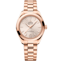 海马系列 AQUA TERRA 150米<span class="nowrap">腕表</span> 30毫米, Sedna™ 18k金表壳 搭配 Sedna™ 18k金表链 - 22050302009001